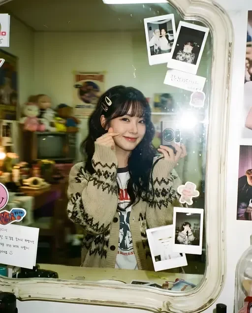 90s Retro K-pop Idol Portrait